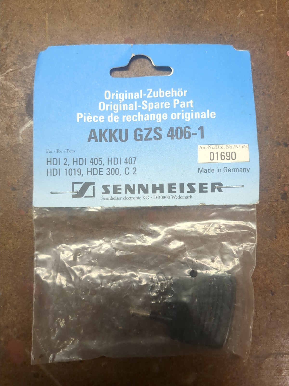 (NOS) Sennheiser AKKU GZS 406-1 Original Battery 1995 Sealed Package Germany