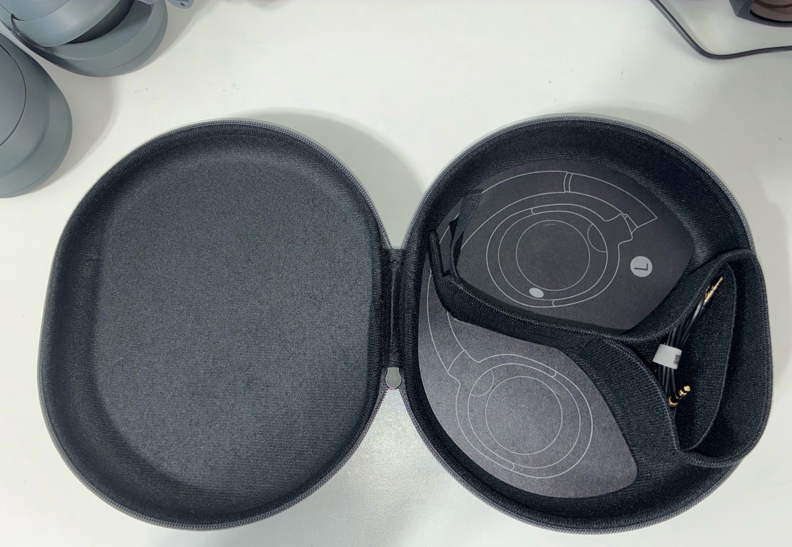 Sony ULT WEAR 900N Wireless Noise Cancelling Headphones Black