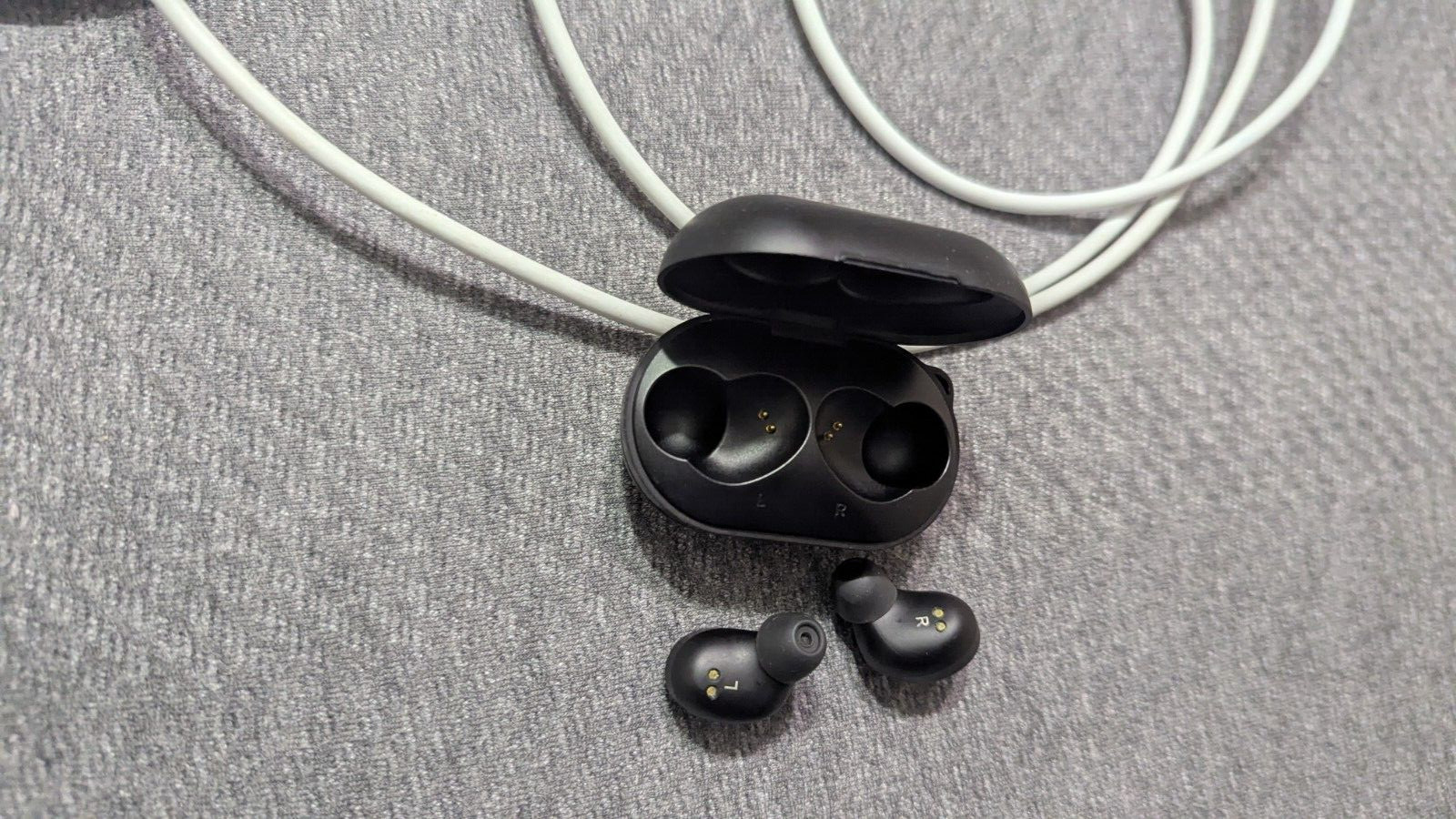 QCY T1C In-Ear True Sports Wireless Earbuds Headset Headphones w/Charging Case