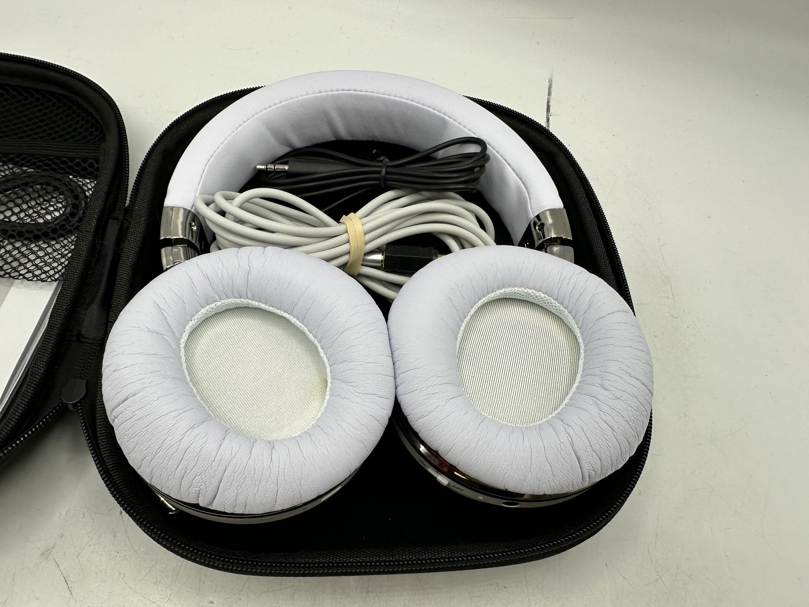 Cowin E7 Pro Wireless Active Noise Cancelling Headphones WHITE