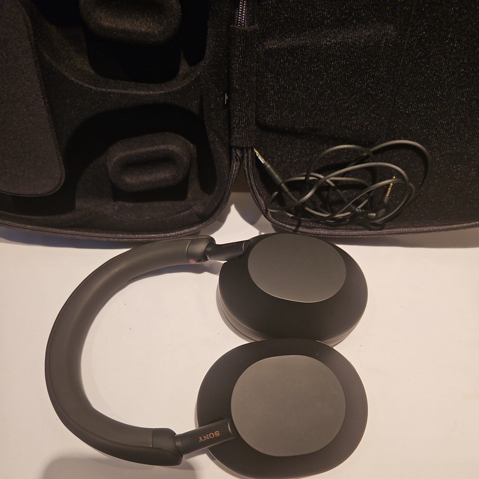SONY WH1000XM5/B Noise Canceling Wireless Headphones – Black