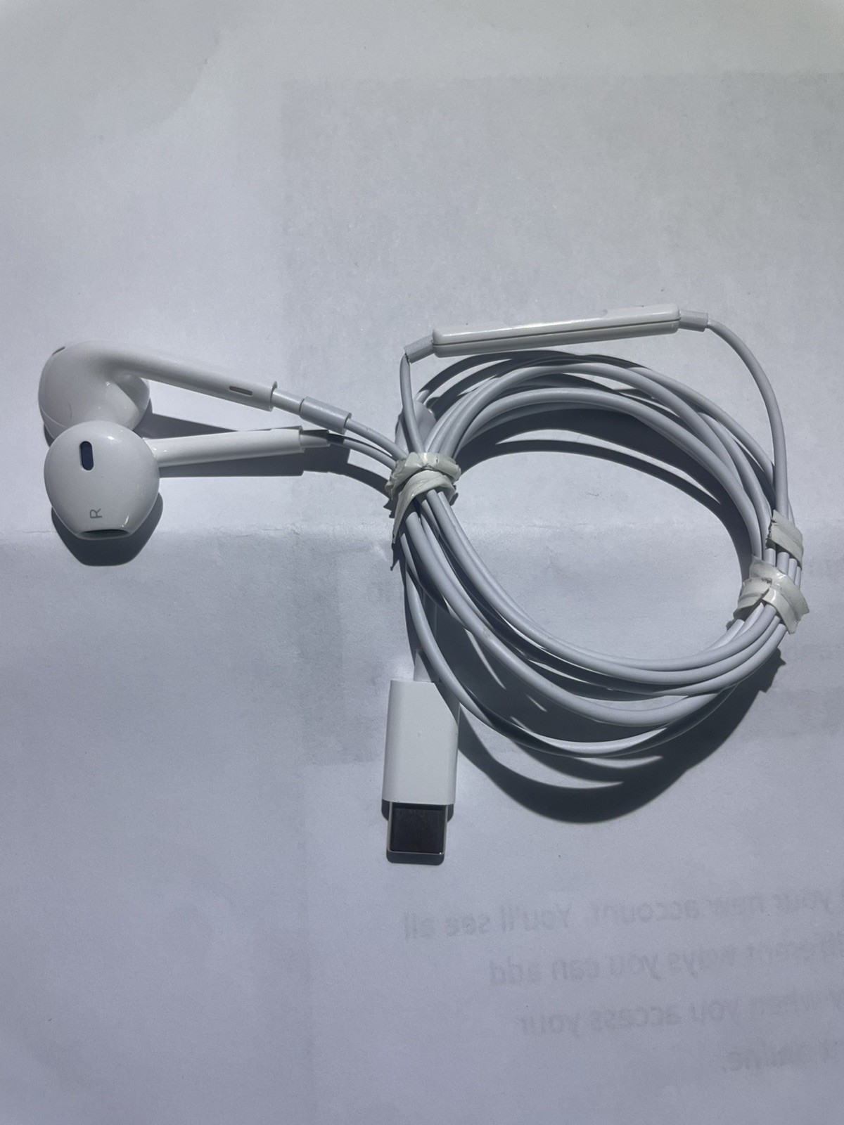 Apple EarPods with USB-C Connector White