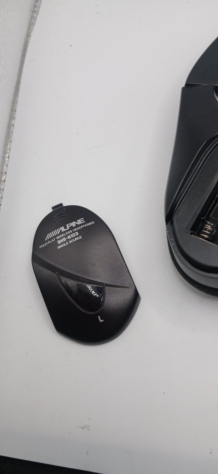 Alpine Audio SHS-N103 Single Source Wireless Mobile Media Headphones Works Clean