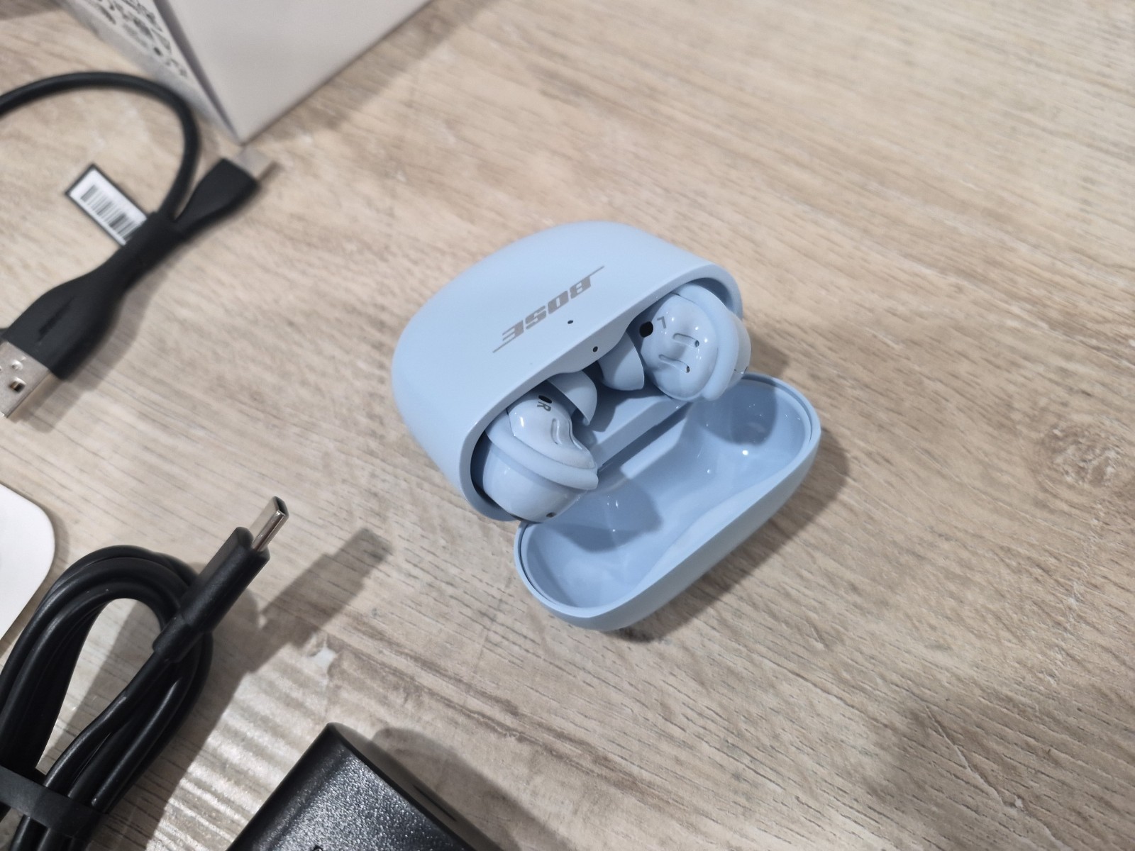 Bose QuietComfort Ultra Wireless Noise Cancelling In-Ear Earbuds Moonstone Blue