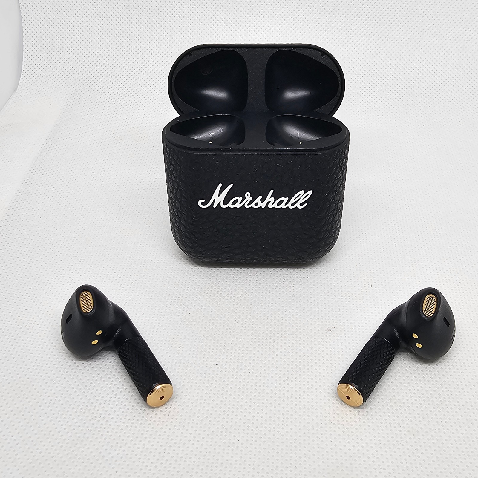 Marshall Minor IV True Wireless Earbuds with Microphone – Black