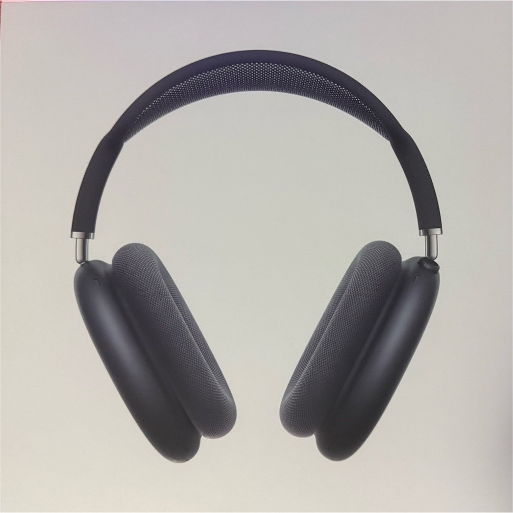 Apple AirPods Max Midnight Bluetooth Headphones w/ Smart Case