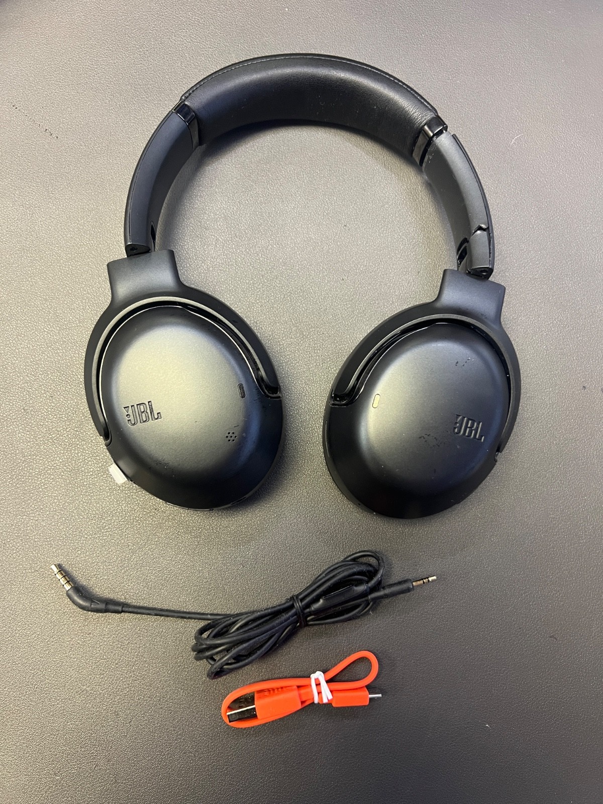 JBL Tour One M2 Wireless Over-Ear Headphones-CRACK BEZEL BUT WORKS-2