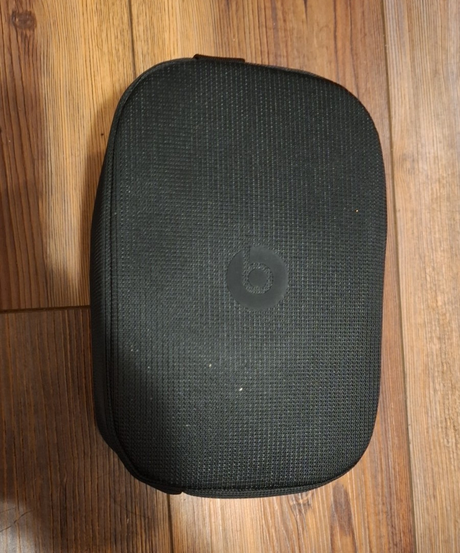 Beats Studio Pro Wireless Over-Ear Headphones ANC Mic Foldable Beige w/ Case