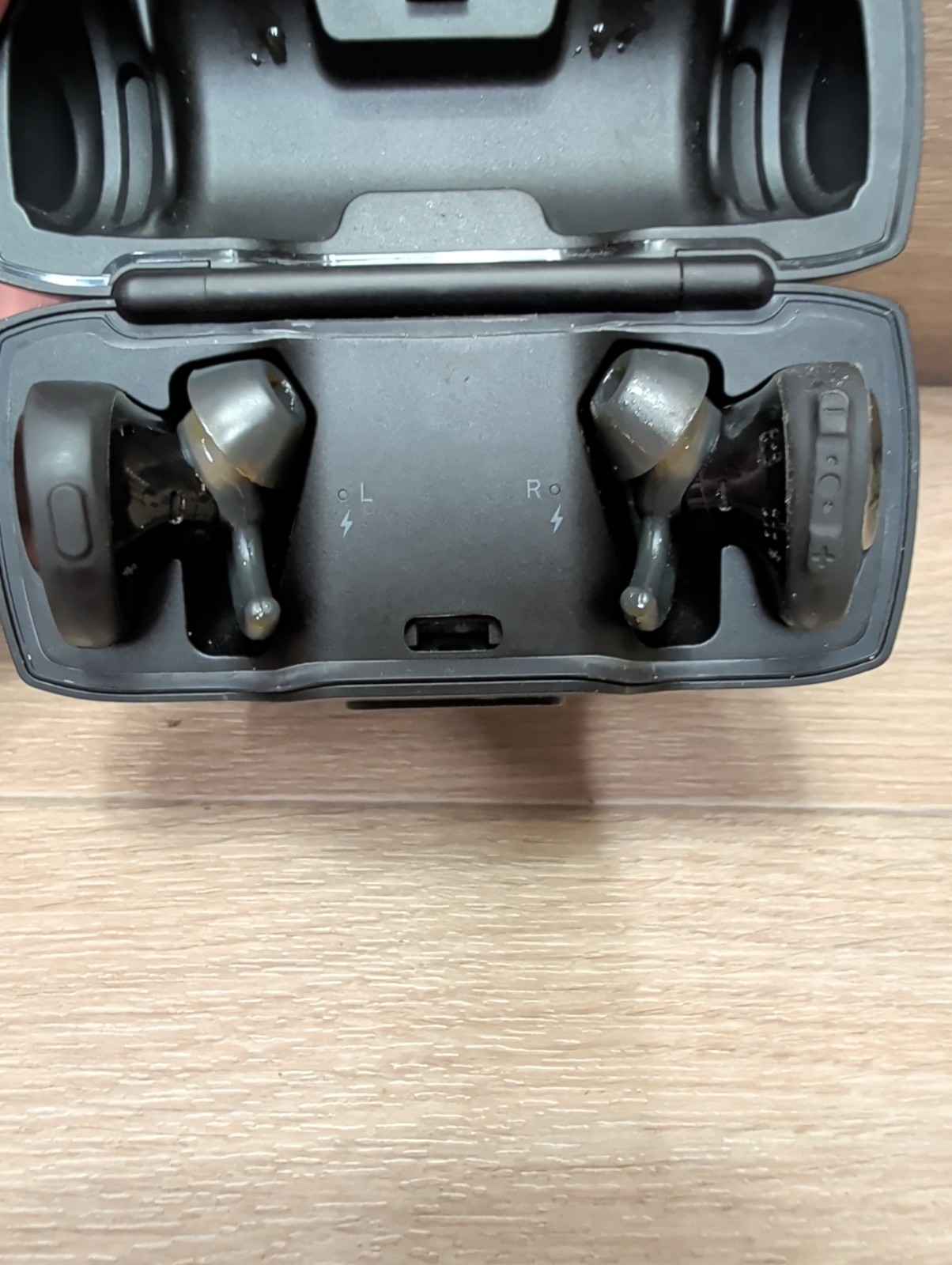 Bose Soundsport Free Wireless Headphones Earbuds Cable 423729