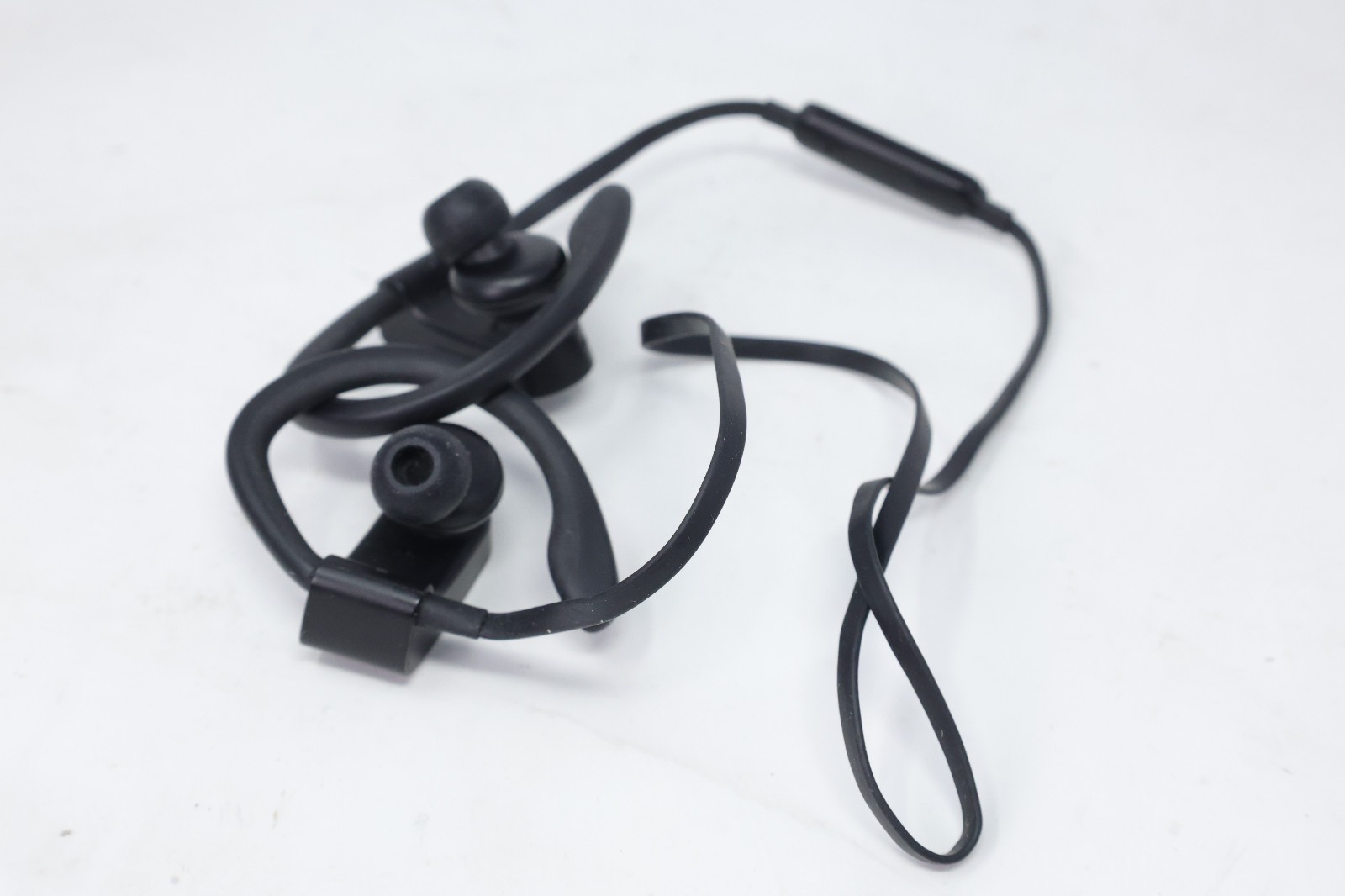 Powerbeats3 Beats by Dr. Dre Wireless Black Sport In-Ear Headphones