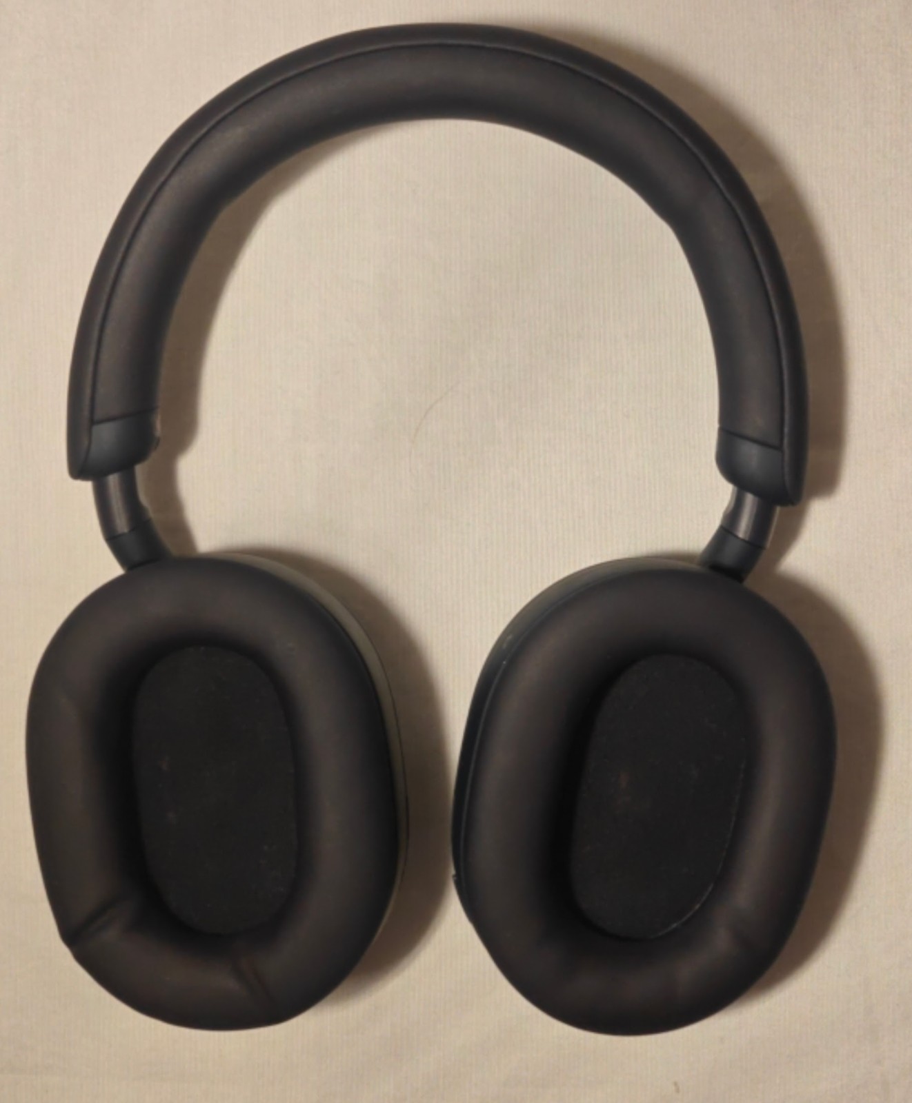 Very Nice Navy Blue Sony WH1000XM5 Noise Cancelling Over Ear Headphones W/ CASE!