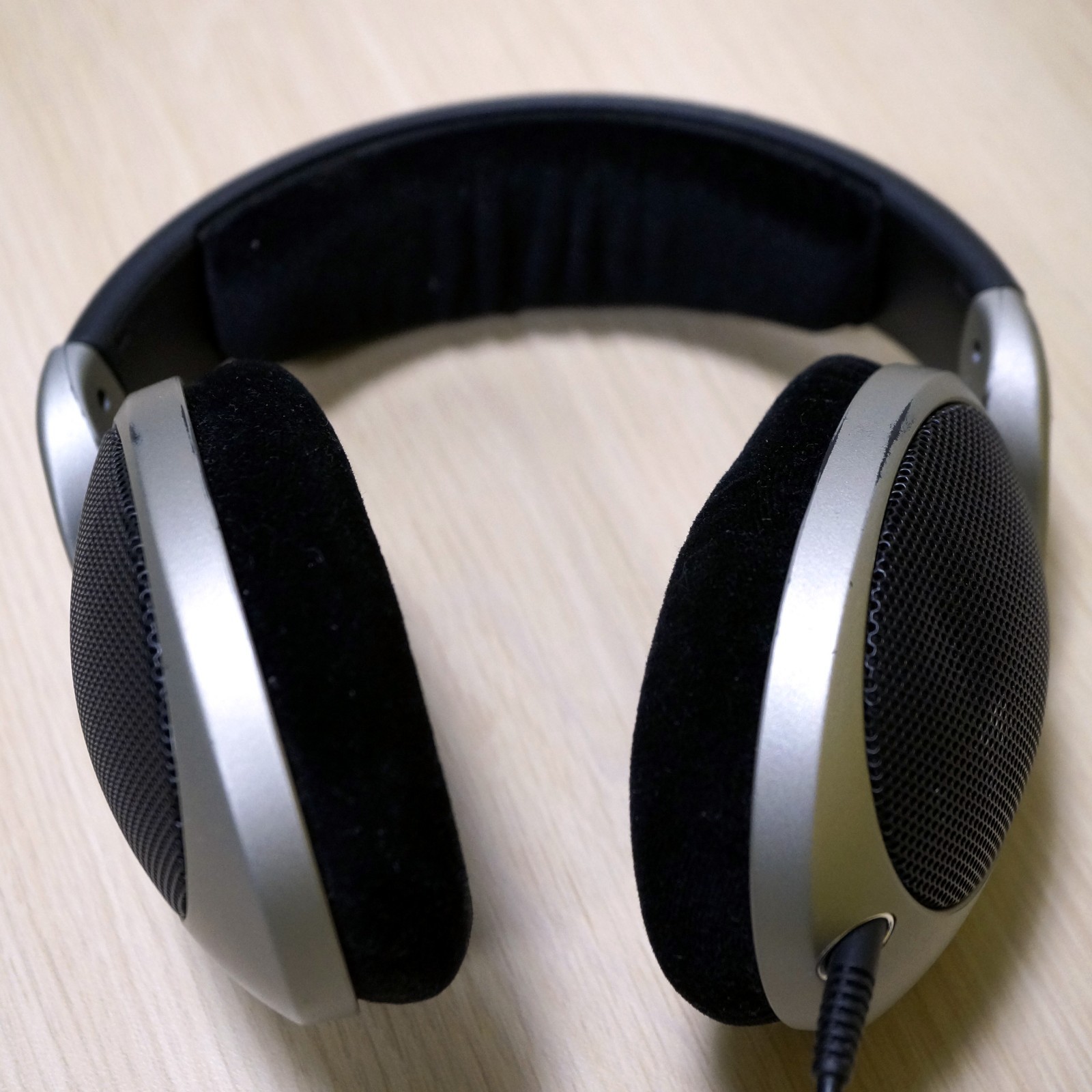 Sennheiser HD 555 Headphones Black/Gray – 6.3mm Connector Jack