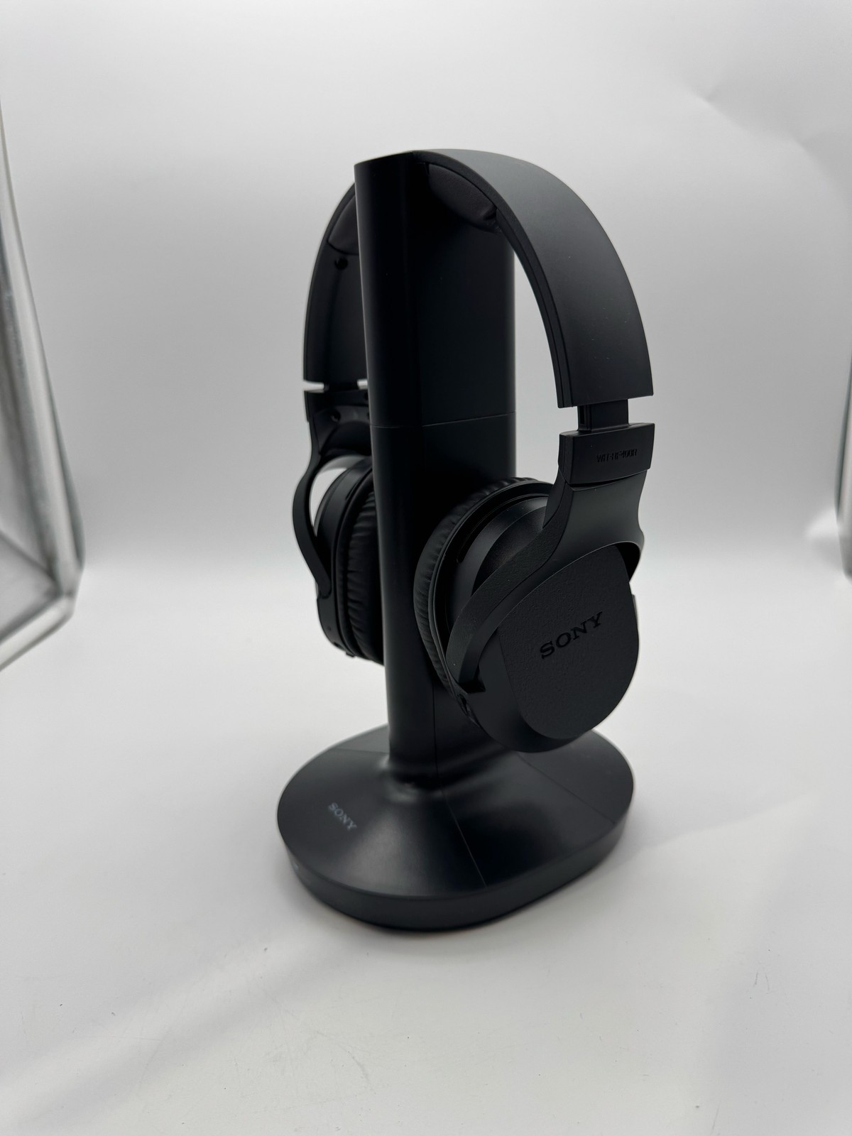 Sony WH-RF400 Wireless Over Ear RF Home Theater Headphones TV Black (1)