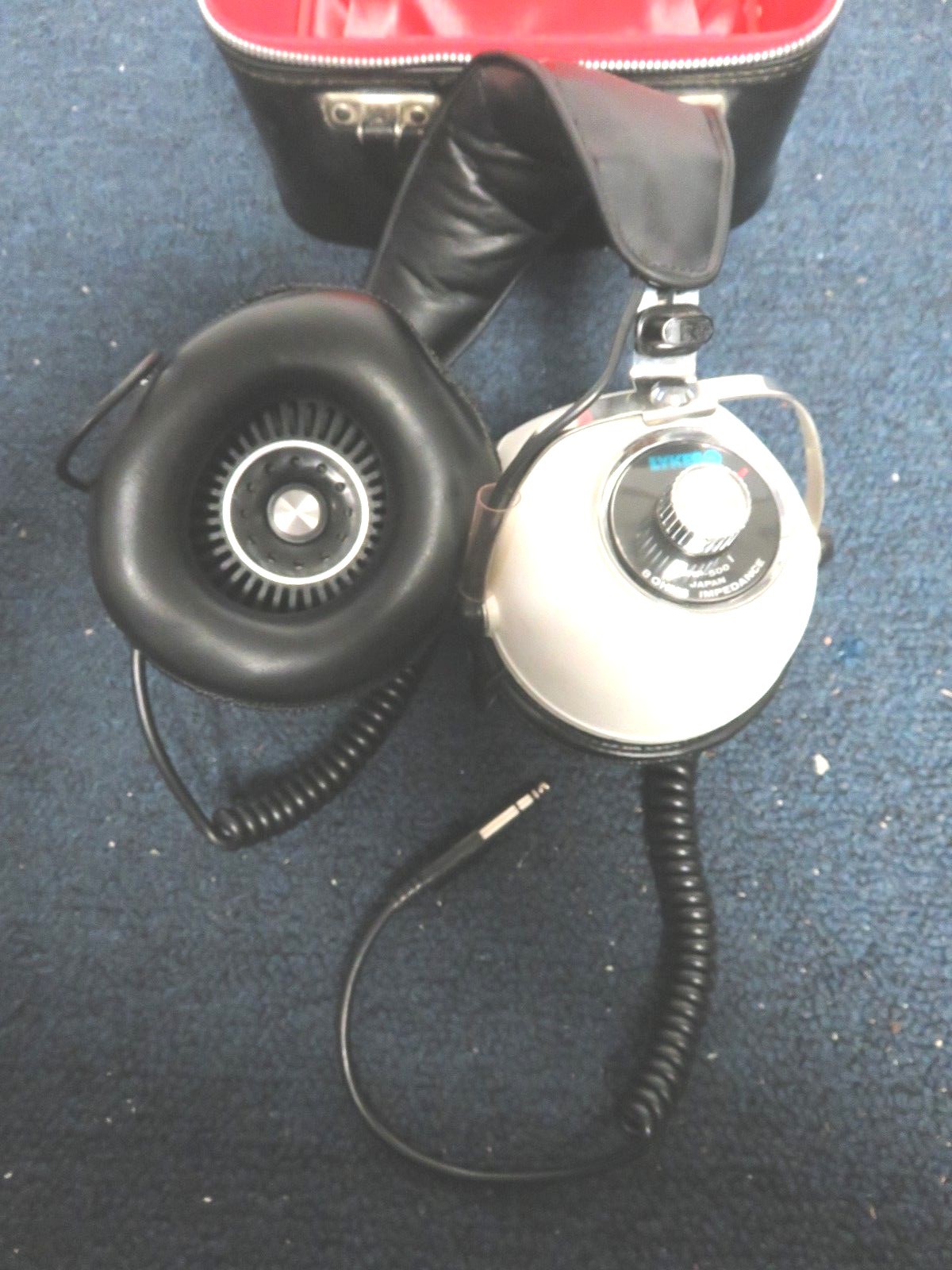 Lykes SHP 500 Stereo Headphones- White