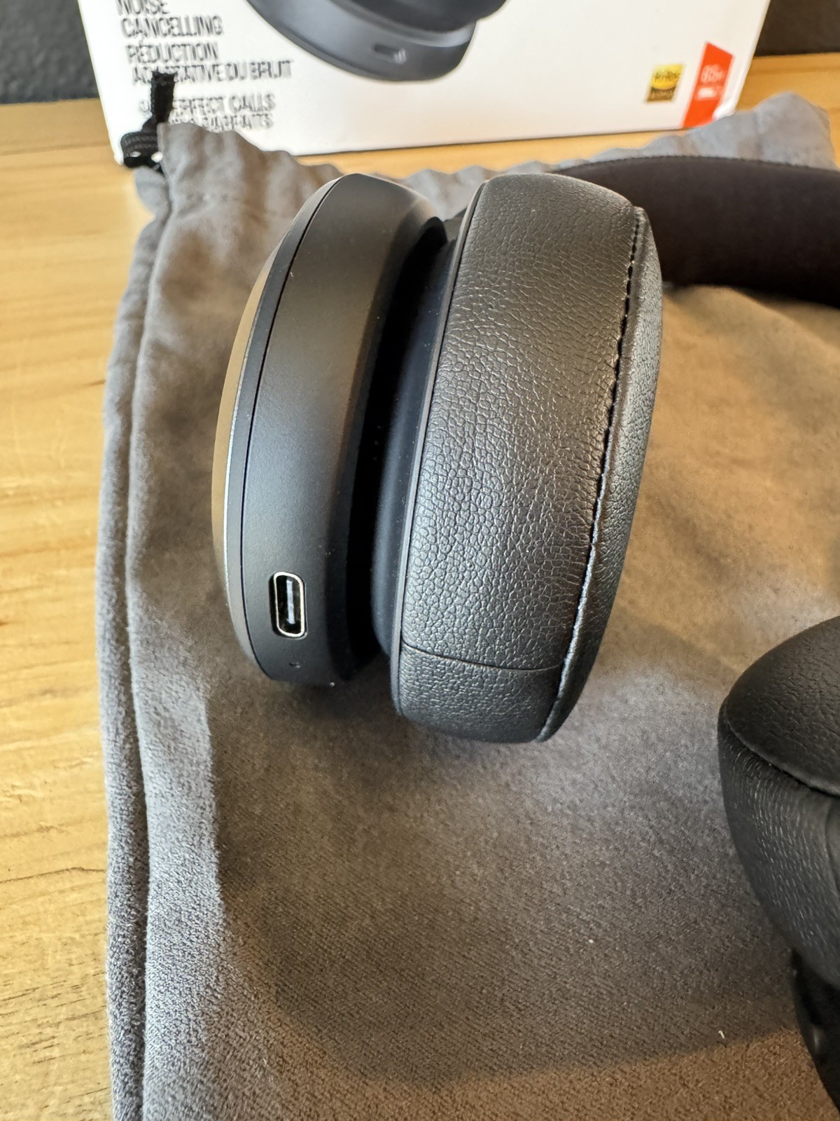 JBL Live 675NC Noise Cancelling Bluetooth On-Ear Wireless Headphones