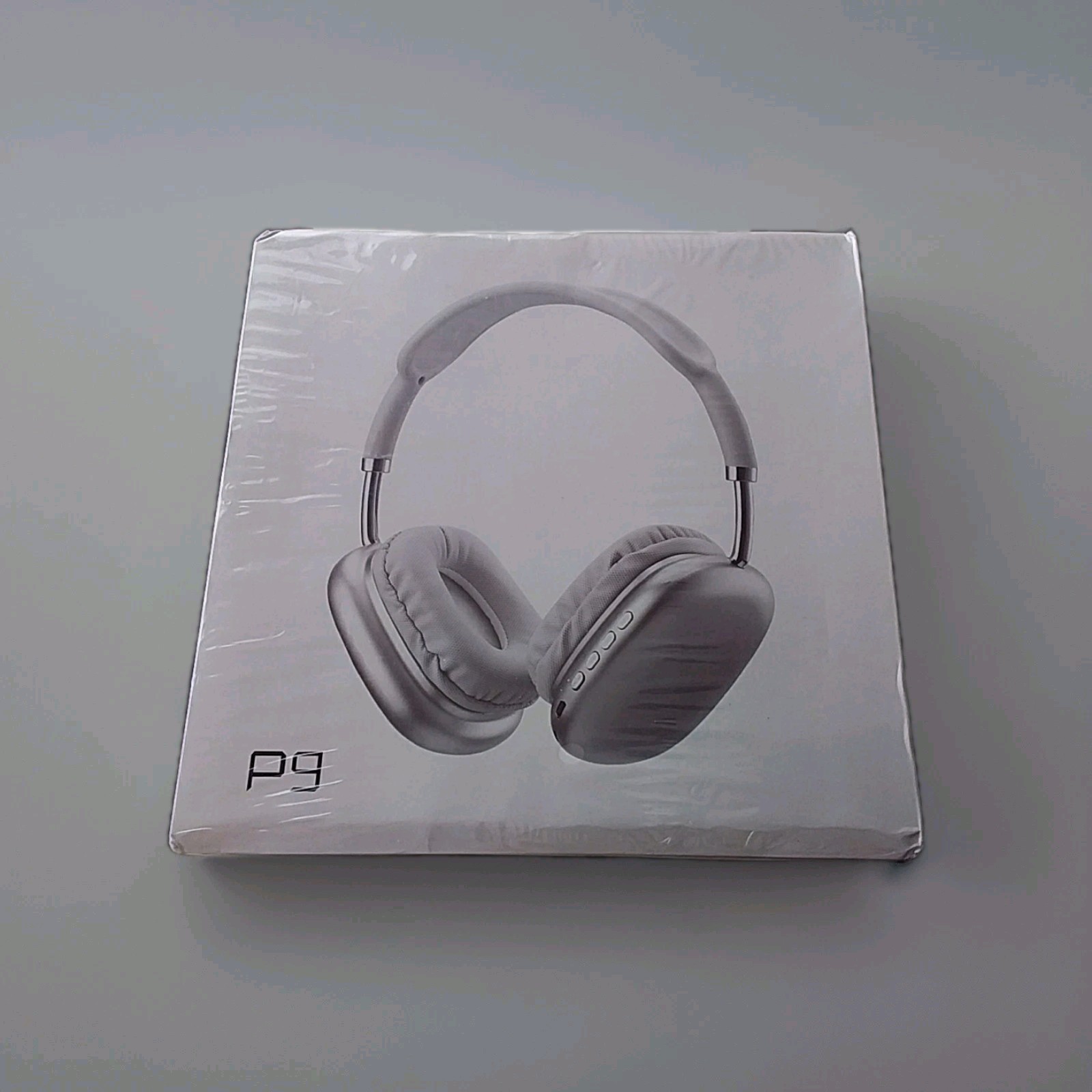 Model P9 Bluetooth Headset Headphones 50mm HiFi Dynamic Coil Speaker NEW IN BOX