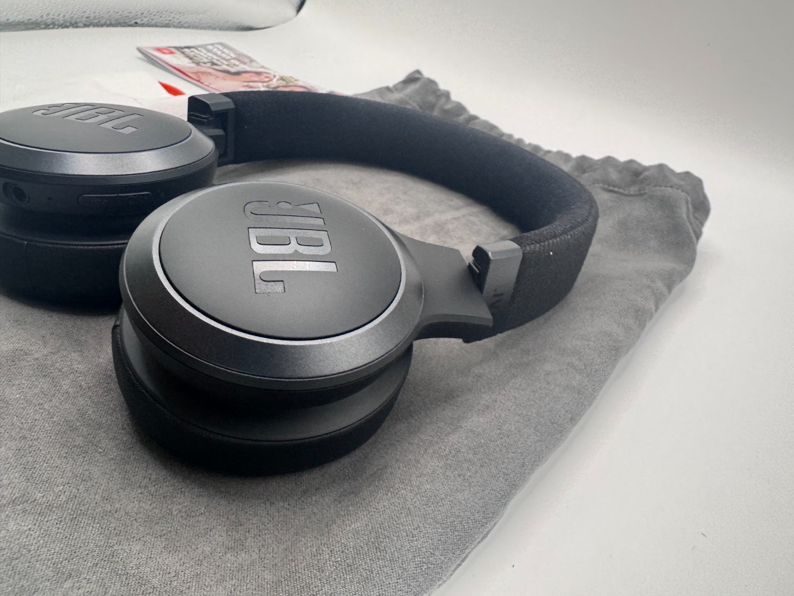 JBL Headphones Live 675 NC Noise Cancelling Bluetooth On-Ear Wireless