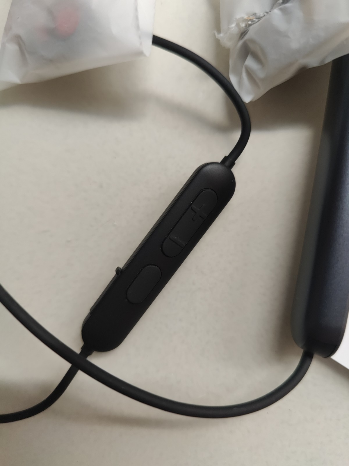Rythflo RY-WH03 Bluetooth wireless headphones, Wireless Neckband Headset