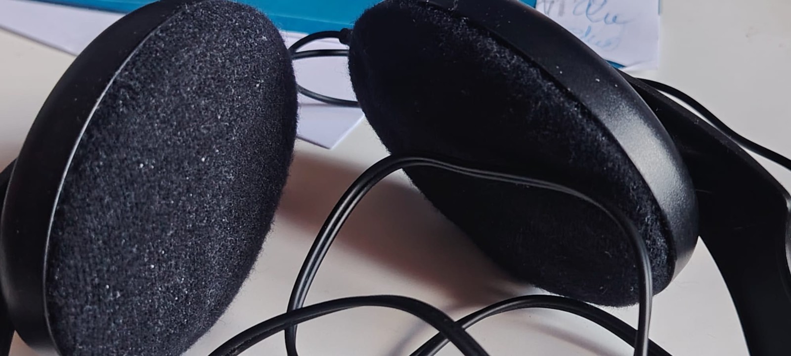 Sennheiser HD 407 Traditional Headphones, Little Used Like New