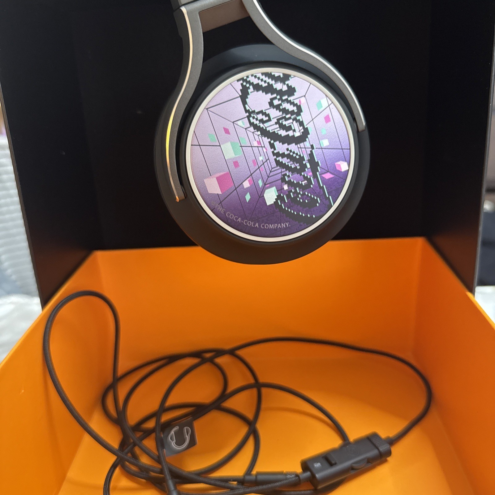 SCUF x Coca-Cola Creations Limited Edition Wired Gaming Headset Box & Mic