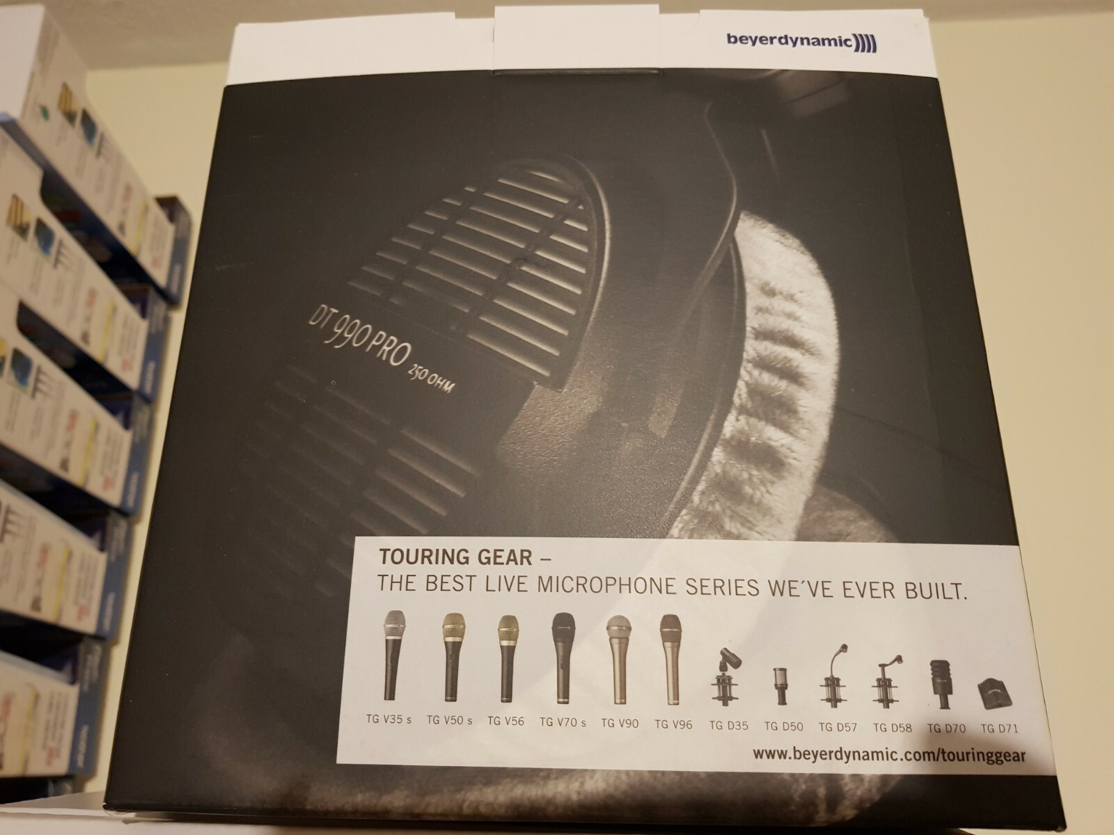 New Beyerdynamic DT 990 Pro 250 Ohm Open Back Studio wired Germany Headphones