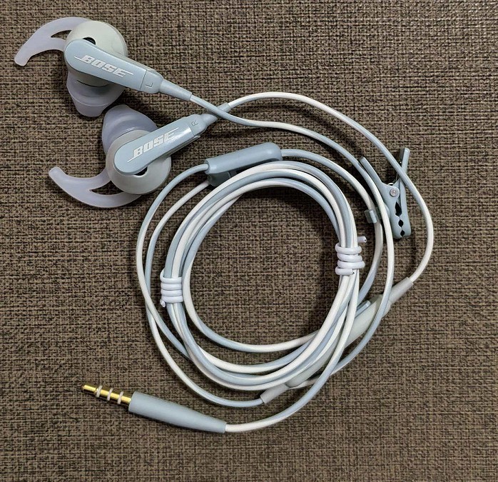 SoundSport In-Ear Earphones Headset 3.5mm Jack For Apple ios Version-Frost Whit