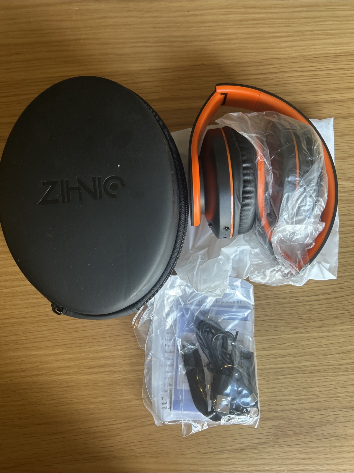 ZIHNIC Bluetooth Headphones Over-Ear, Foldable Wireless Stereo Black & Orange