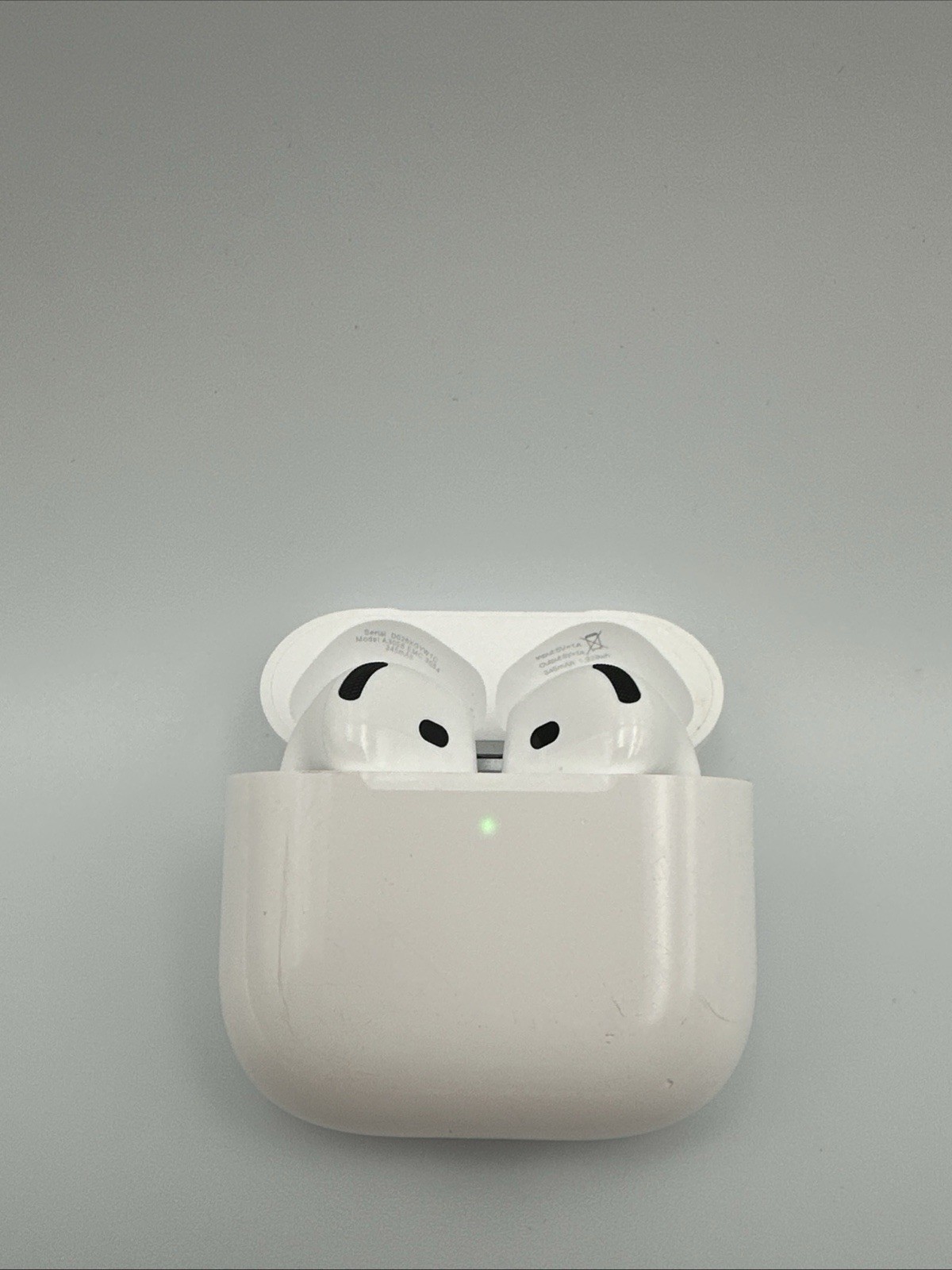 Apple AirPods 4 (ANC) Wireless Bluetooth Earbuds USB-C Charging Case White READ