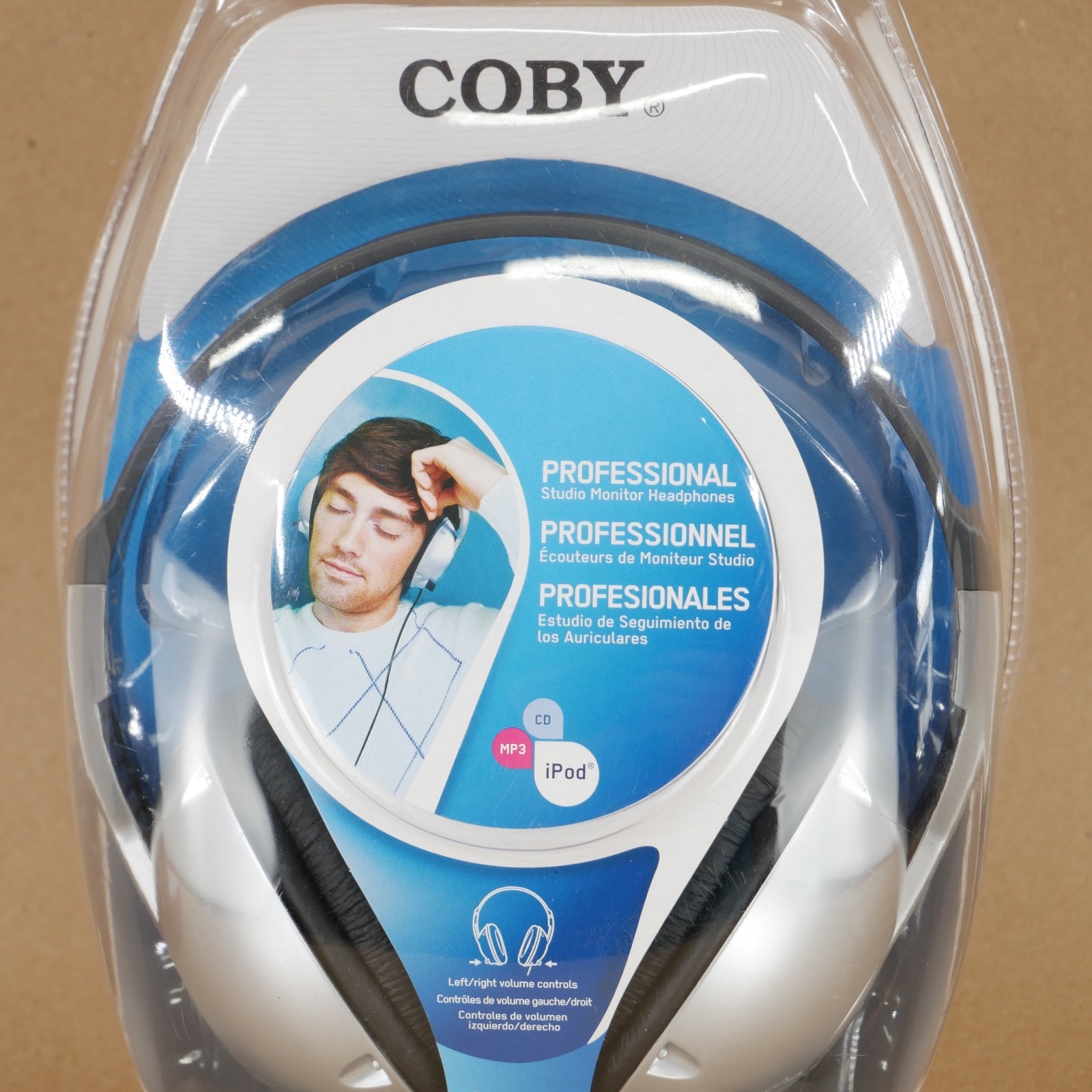 Coby Professional Studio Monitor Headphones CV320 SEE DESC