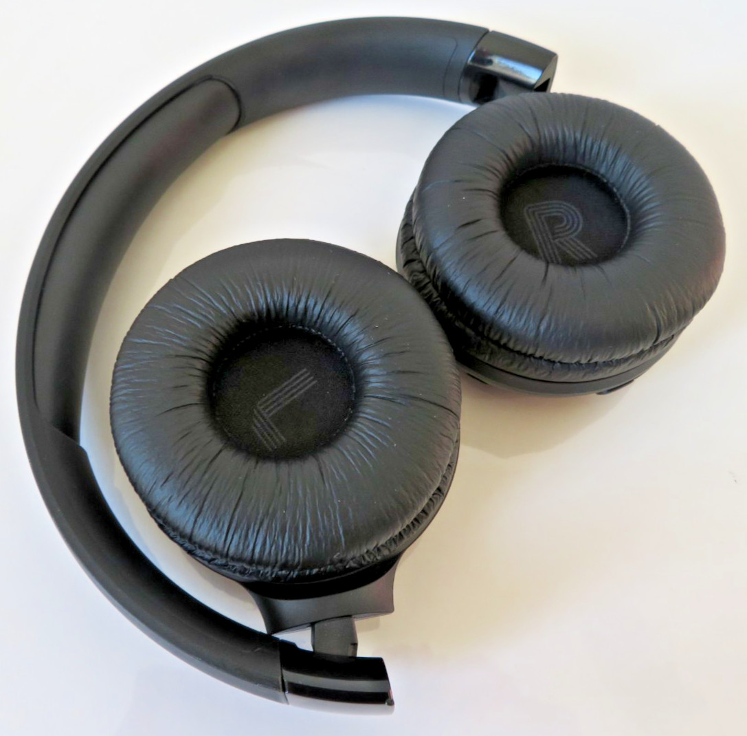 JBL Tune 520BT On-Ear Wireless Bluetooth Headphones Black Used