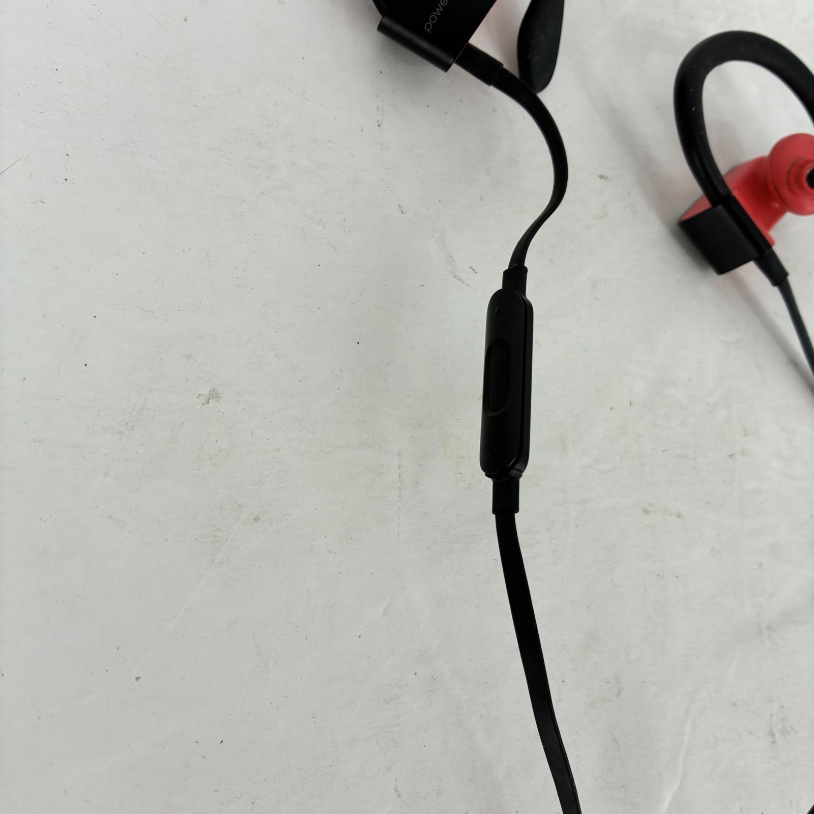 Beats by Dre Powerbeats 3 Tested Works Red and Black Hook Style Earbuds