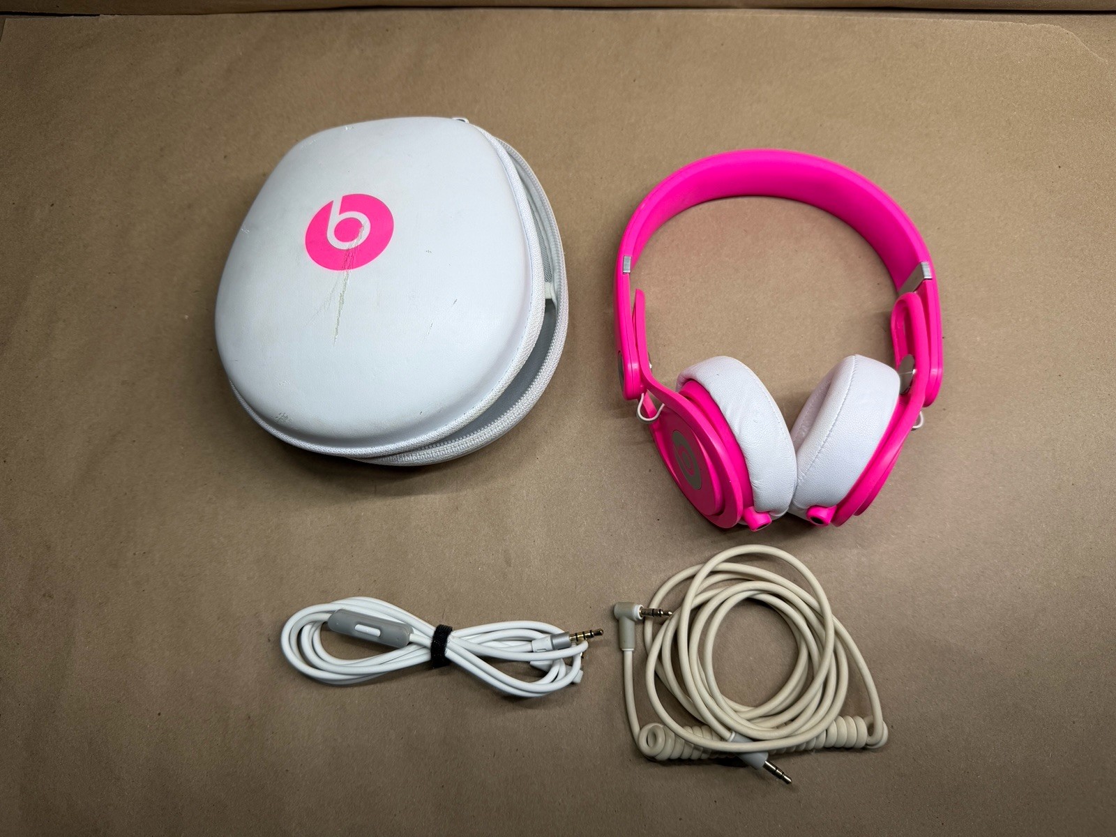Beats by Dr. Dre Beats MIXR Over the Head DJ Wired Headphones Pink White