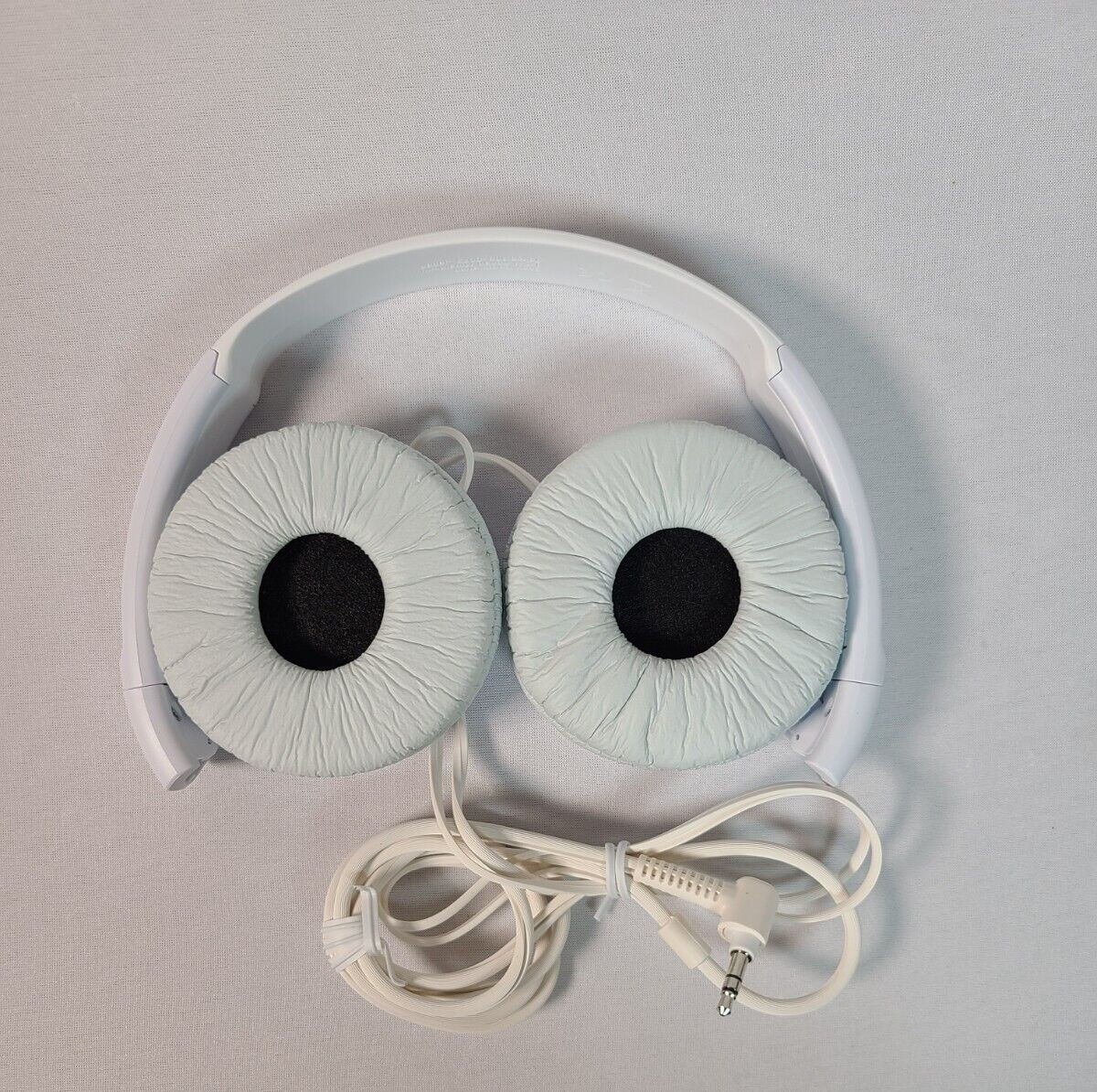 Sony MDR-ZX110 Ear-Pad (On the Ear) Headband Headphones – White