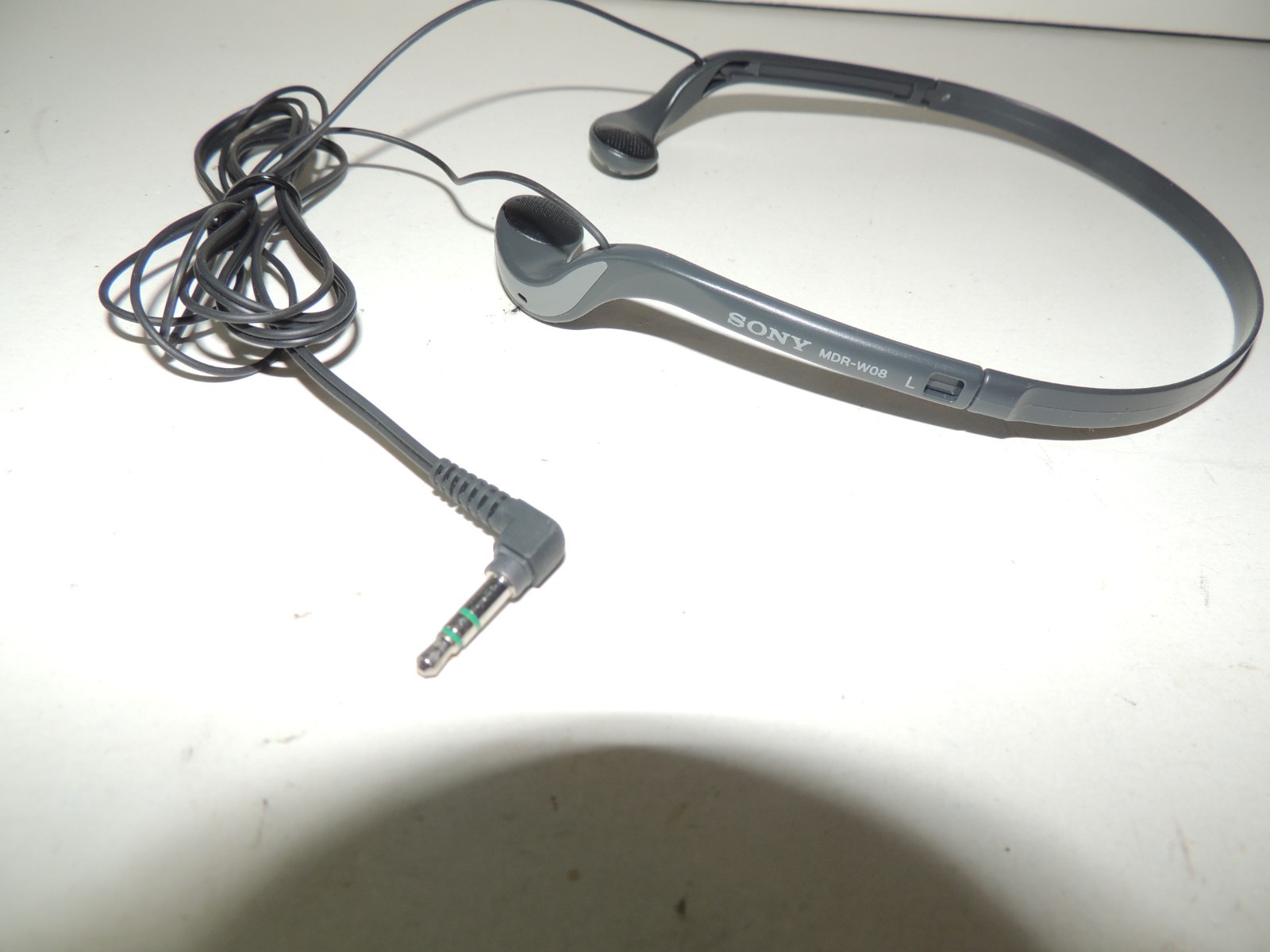 Sony MDR-W08 Walkman Wired In Ear Adjustable Headphones – TESTED WORKING