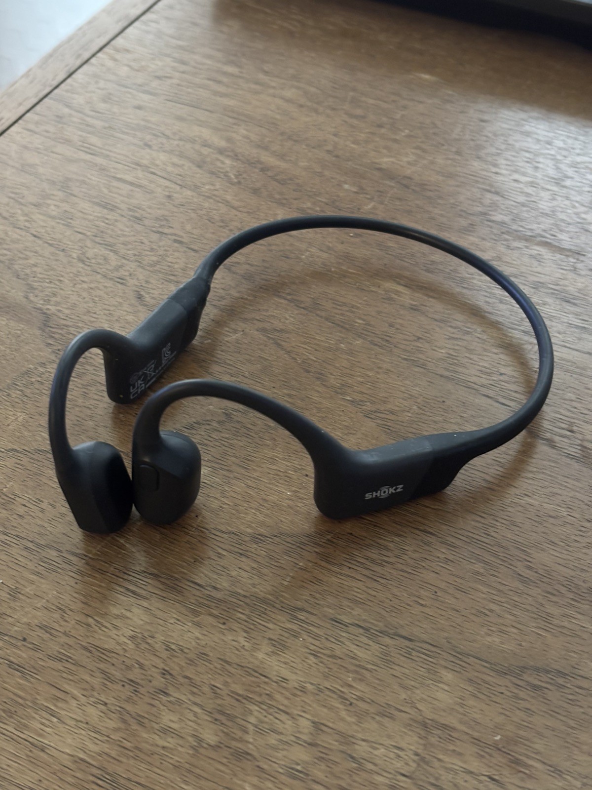 Shokz OpenRun S803 Bone Conduction Headphones Black – Broken Left Side – Parts