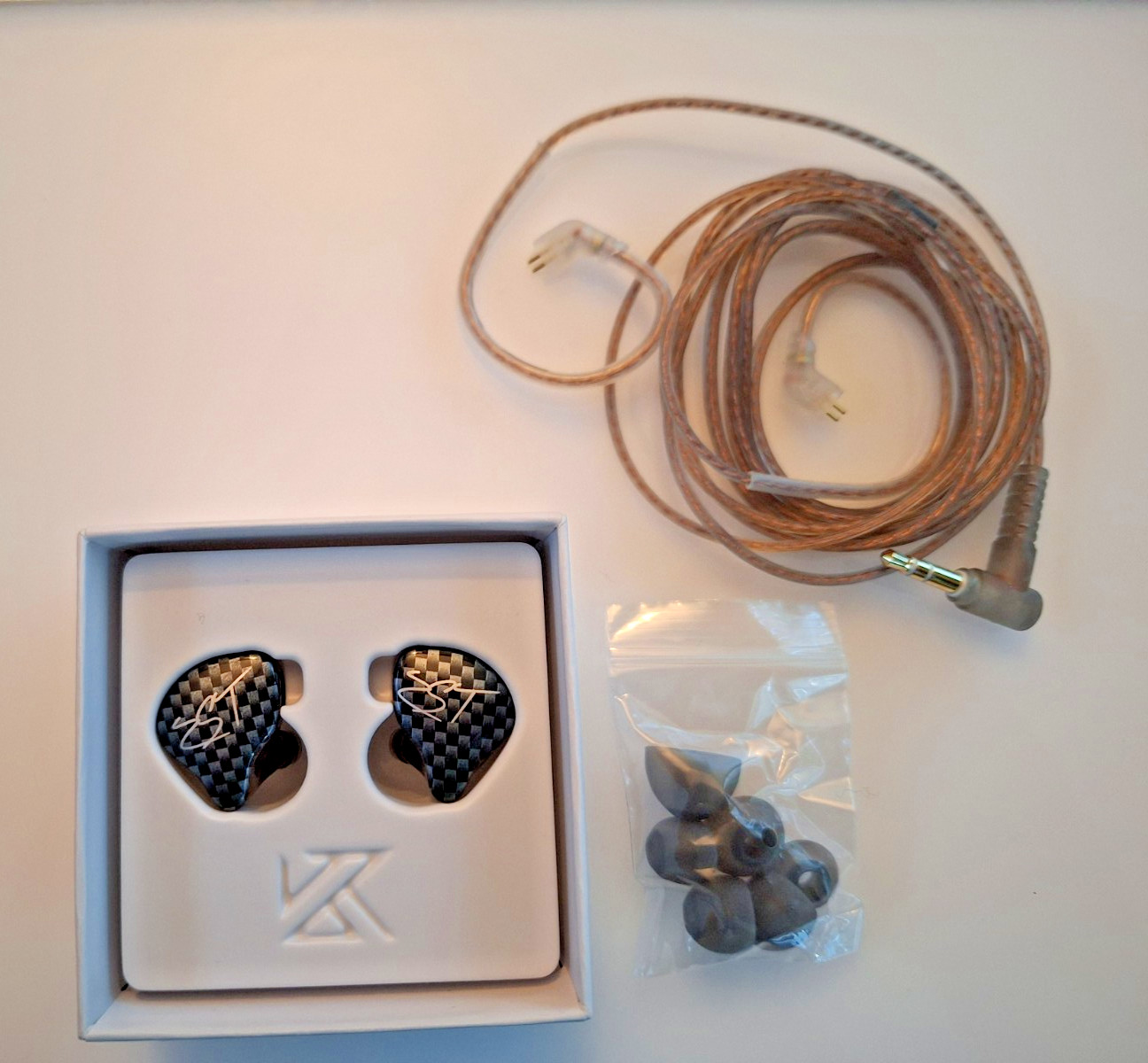 Dynamic Hybrid In-Ear Headphones (Black NO Mic) 1DD + 1BA Yinyoo KZ ZST Pro