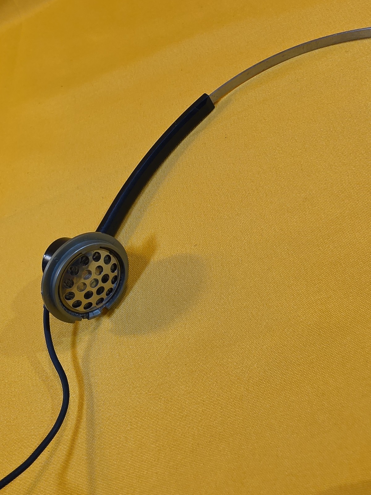 Vintage RARE Sony MDR-20 Dynamic Stereo Headphones Working Great – No Foam Bin13