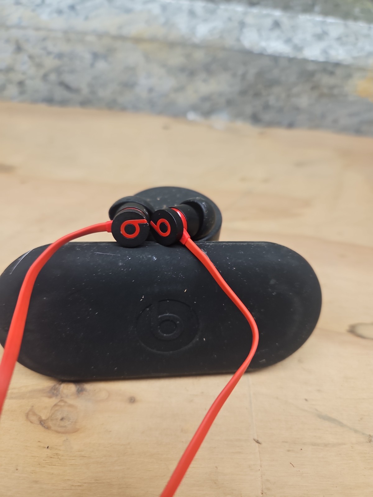 Beats by Dr. Dre urBeats In-Ear Headphones – Red/black ✅️