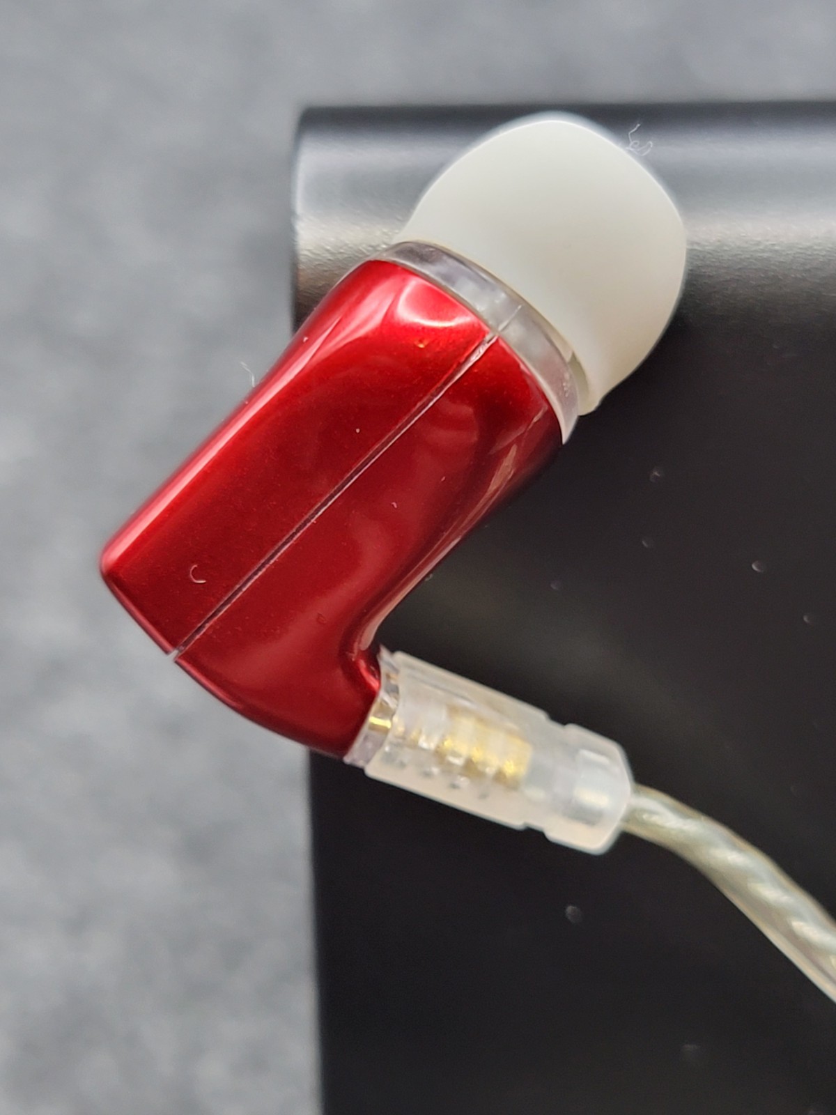 Ultimate Ears Super.fi 3 Studio Professional Earphones – Red [Tested]