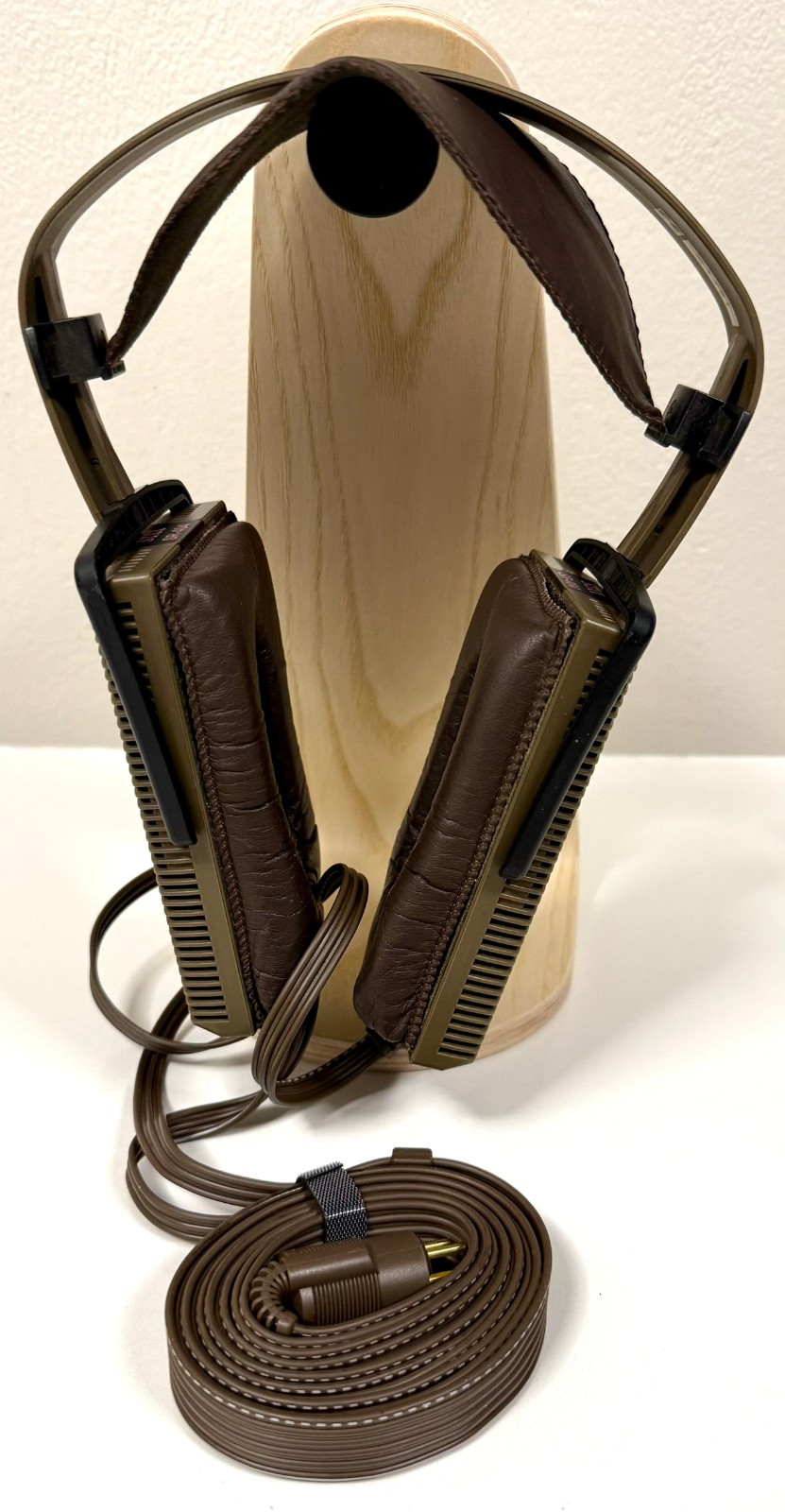Stax SR-404 electrostatic headphones