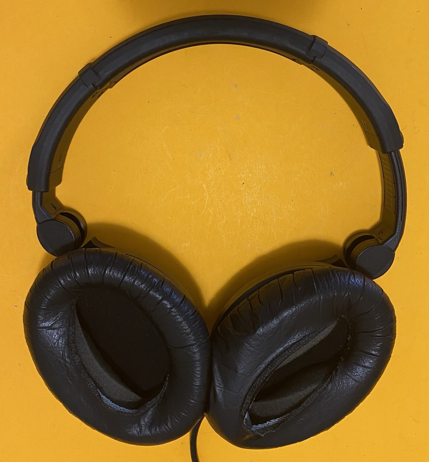 Sennheiser HD 280 Pro Studio Headphones 64 Ohm Working READ