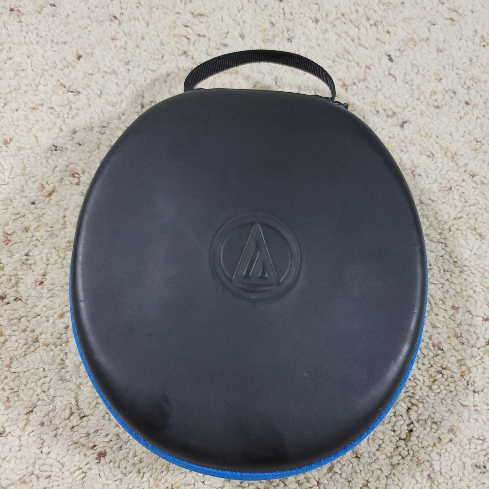 Audio-Technica ATH-ANC70 QuietPoint Active Noise-Cancelling Headphones READ
