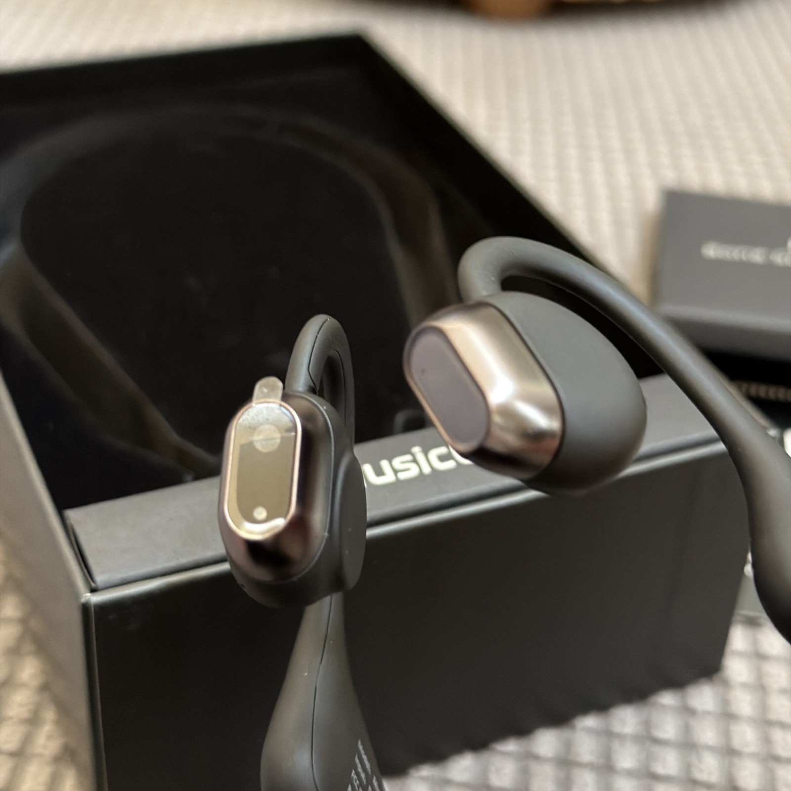 MusicCam World’s 1st Bone Conduction Headphones, Hand-Free POV Camera Headphones
