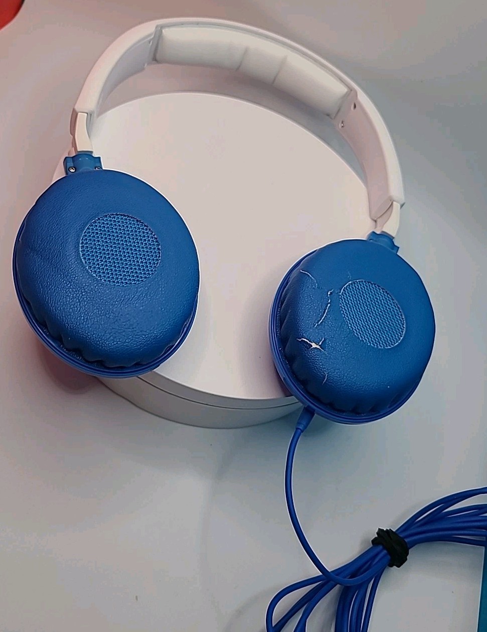 Adidas Sennheiser HD 220 Over Ear Closed Back Headphones With Bag Blue White