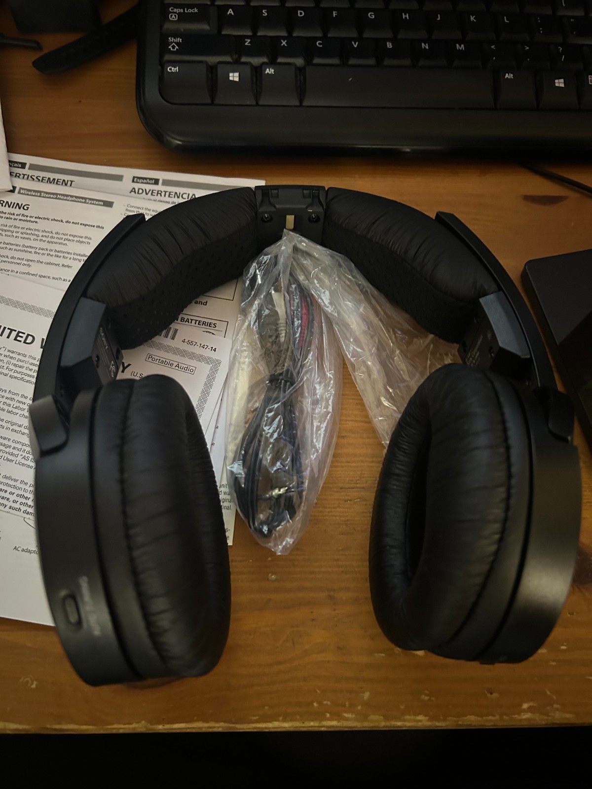 Sony Wireless Over Ear Headphones Black MDR-RF985RK