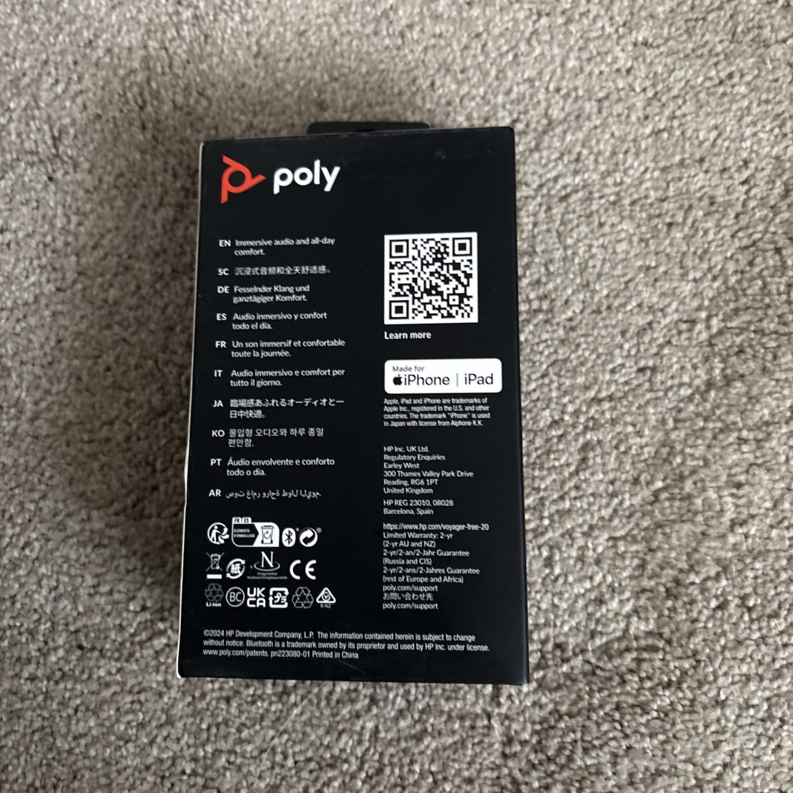 Poly Voyager Free 20 Black Earbuds + Basic Charge Case