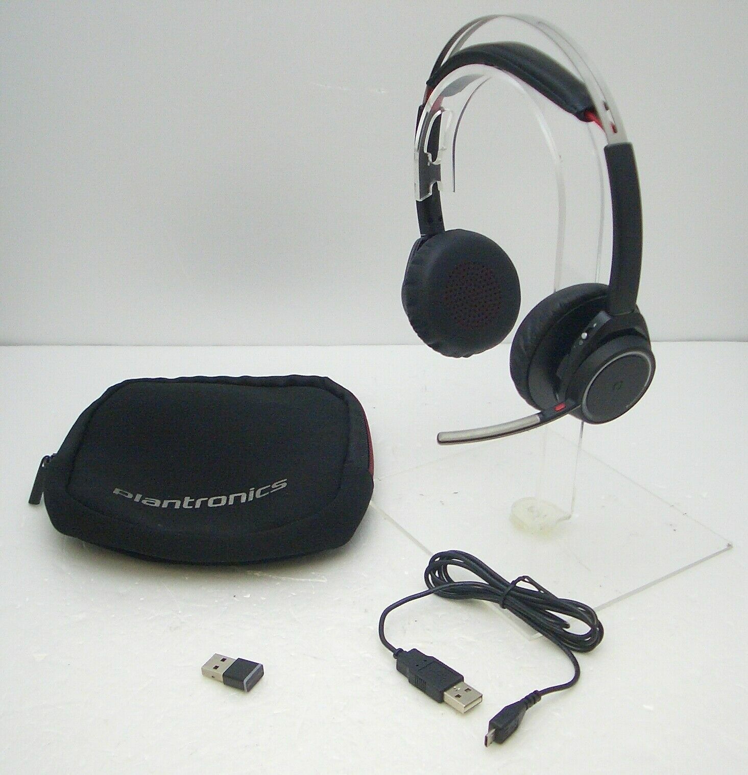 Plantronics Voyager Focus UC B825-M Bluetooth ANC Headphones Skype for Business