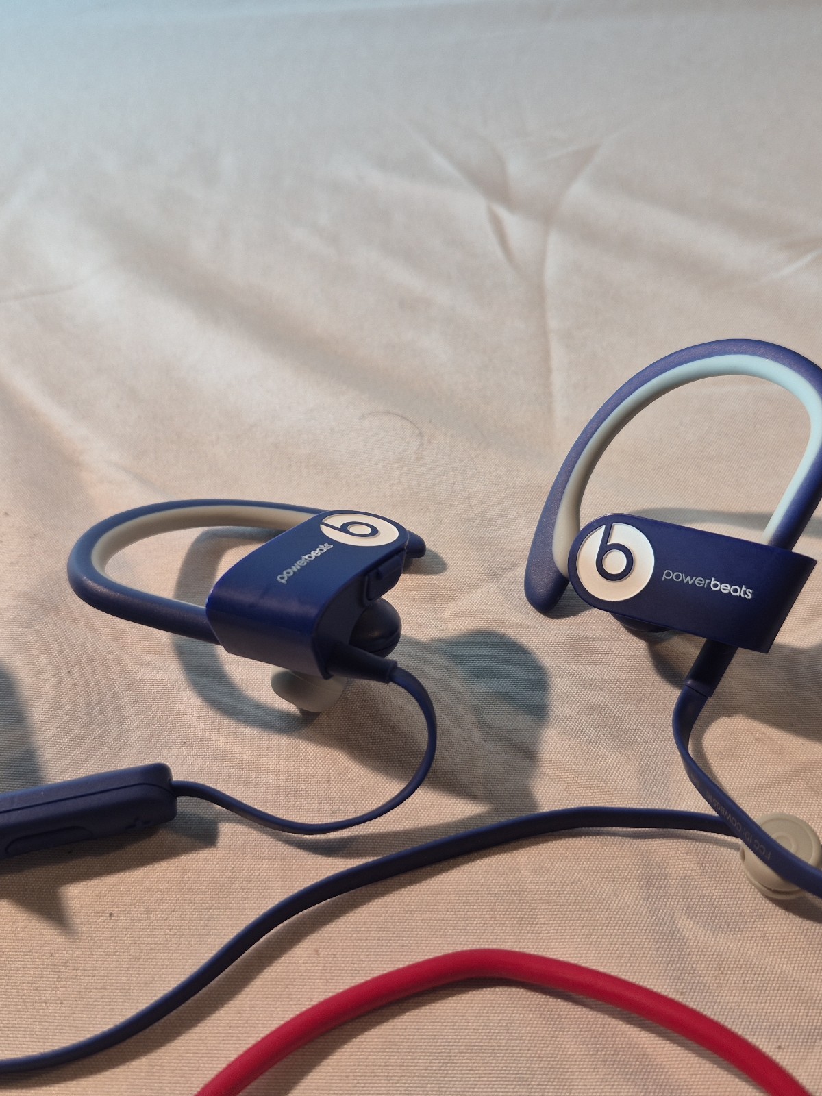 Beats By Dr. Dre Powerbeats2 Wireless Bluetooth Earbuds With Mic Blue/white
