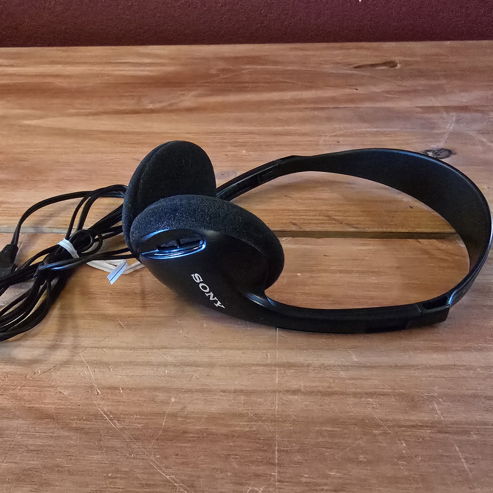 Sony MDR-023 On-Ear Wired Headphones Black Headband Adjustable Audio Stereo