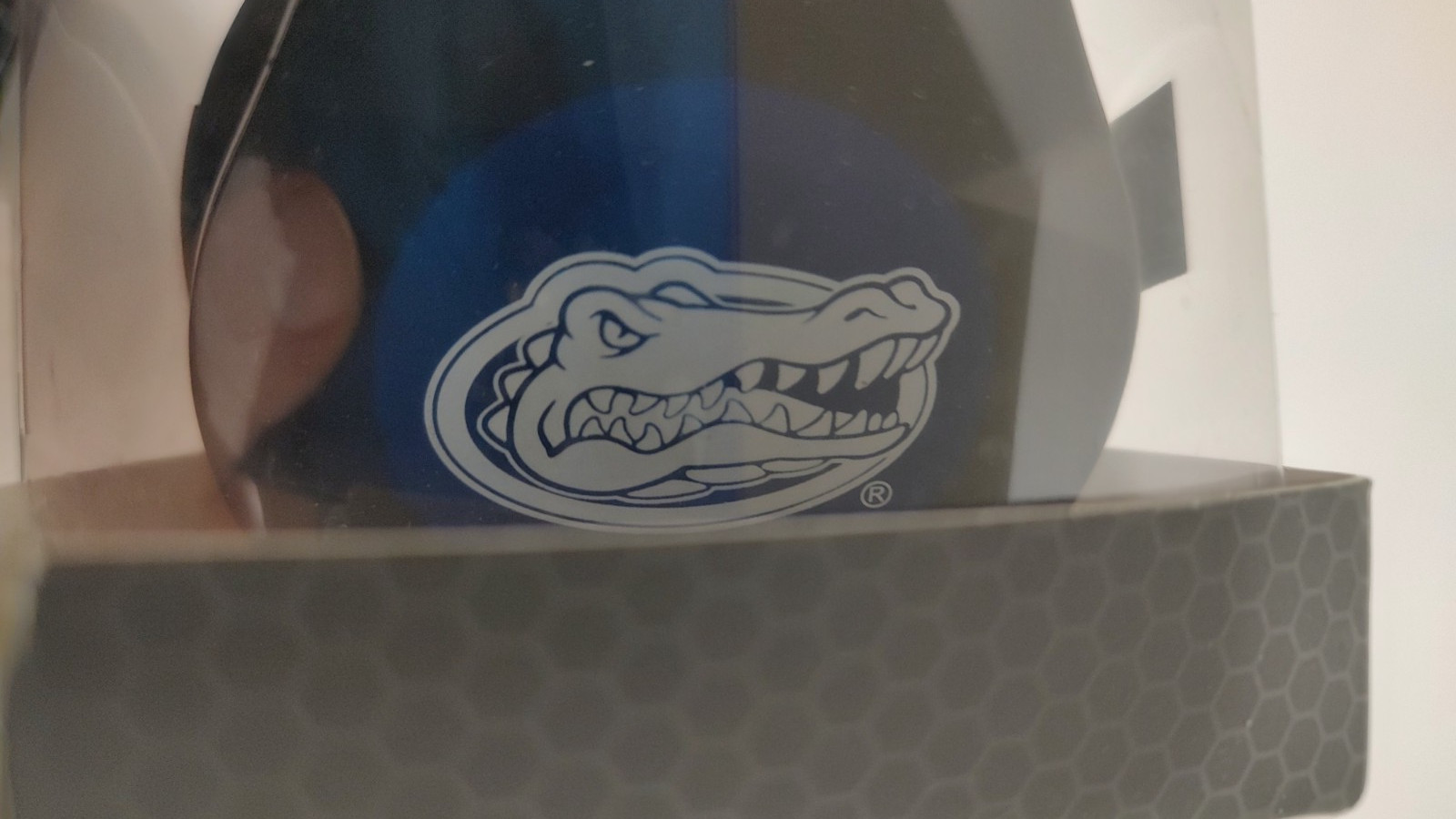 NCAA Florida Gators Foldaway Headphones 3.5mm Black w Blue & White New in Box
